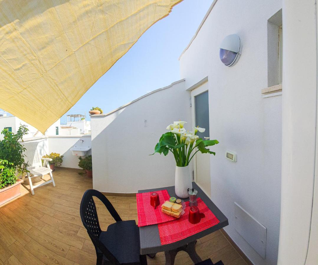 Casa Viola -Locazione Breve Apartment Polignano a Mare Bagian luar foto