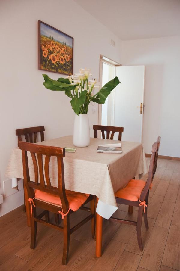 Casa Viola -Locazione Breve Apartment Polignano a Mare Bagian luar foto