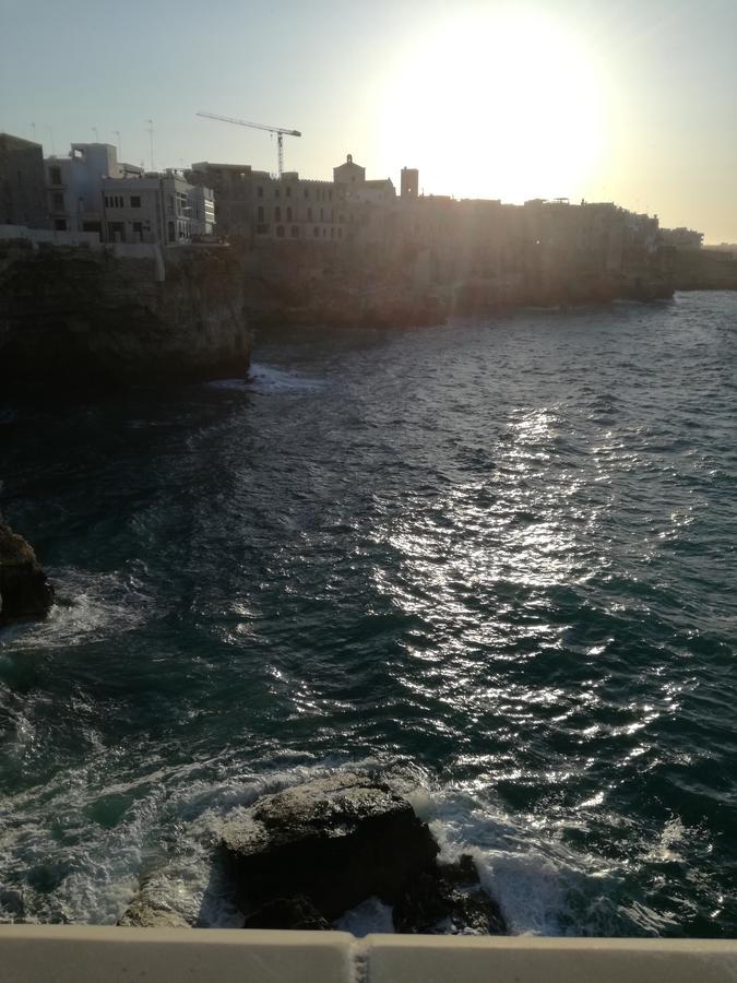 Casa Viola -Locazione Breve Apartment Polignano a Mare Bagian luar foto