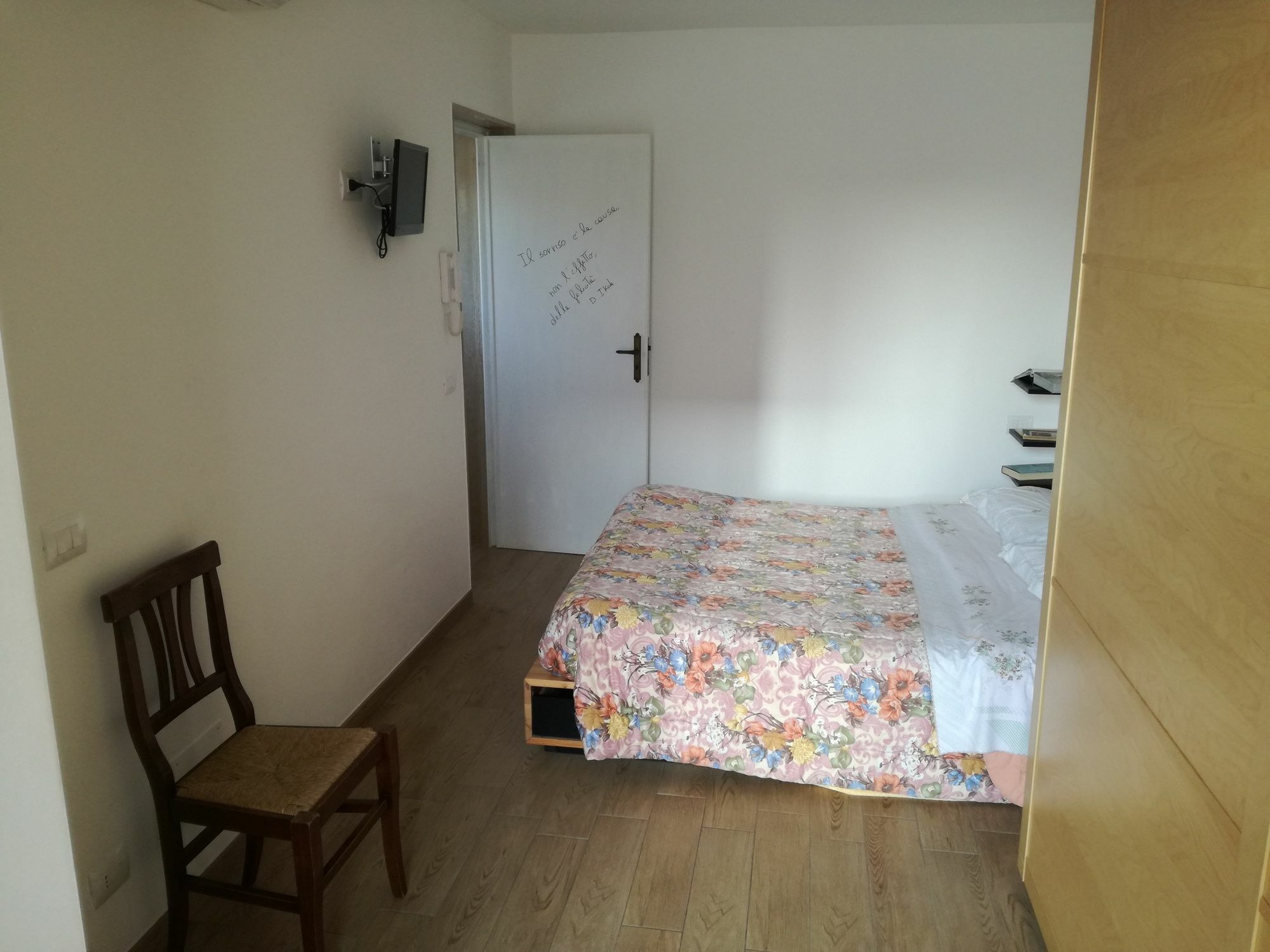 Casa Viola -Locazione Breve Apartment Polignano a Mare Bagian luar foto